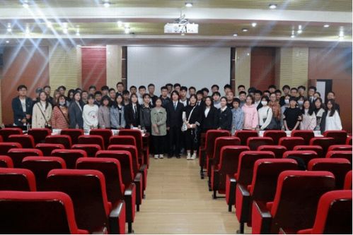 喜報 | 測繪社團指導中心榮獲“武漢大學學生社團工作先進集體”稱號，測繪服務再添新彩